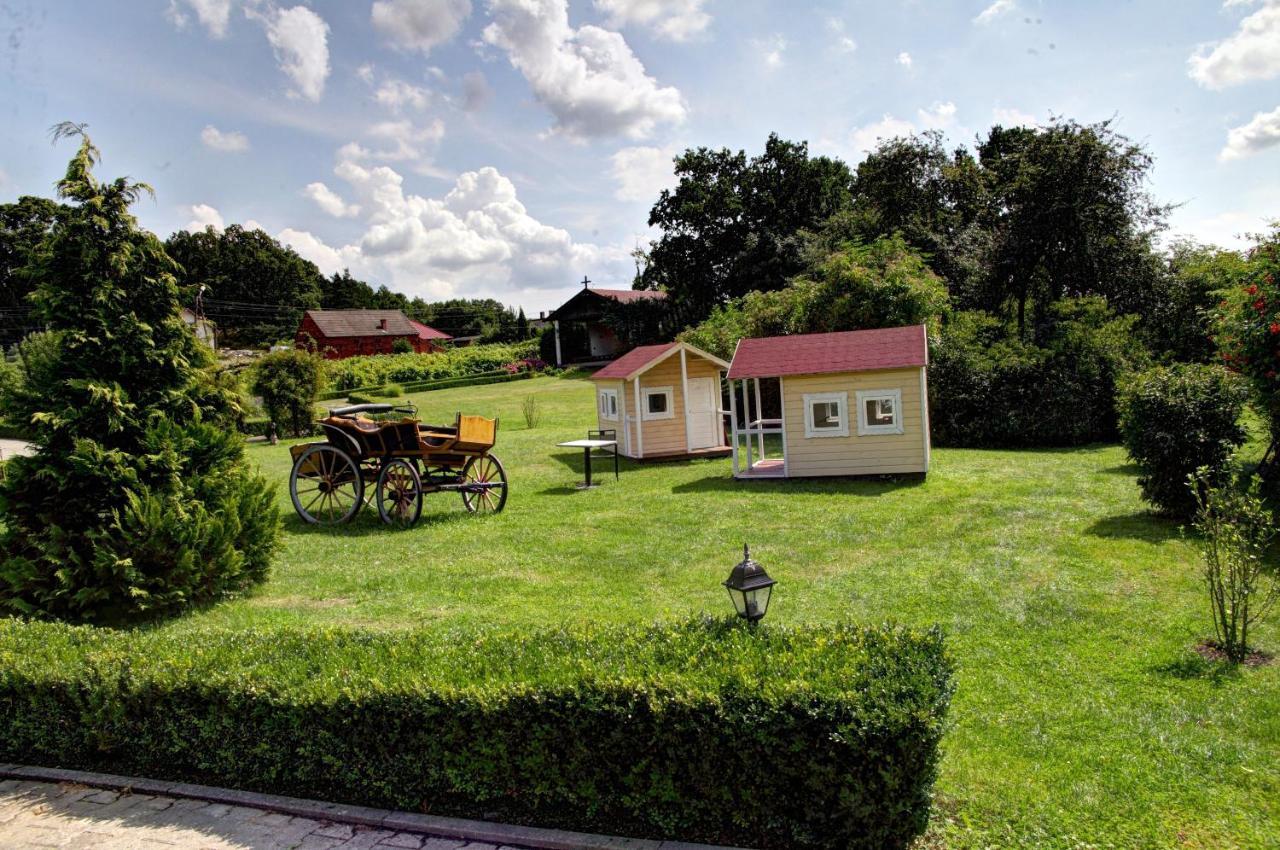 Zespol Palacowo-Parkowy Badzow Polkowice Exterior photo