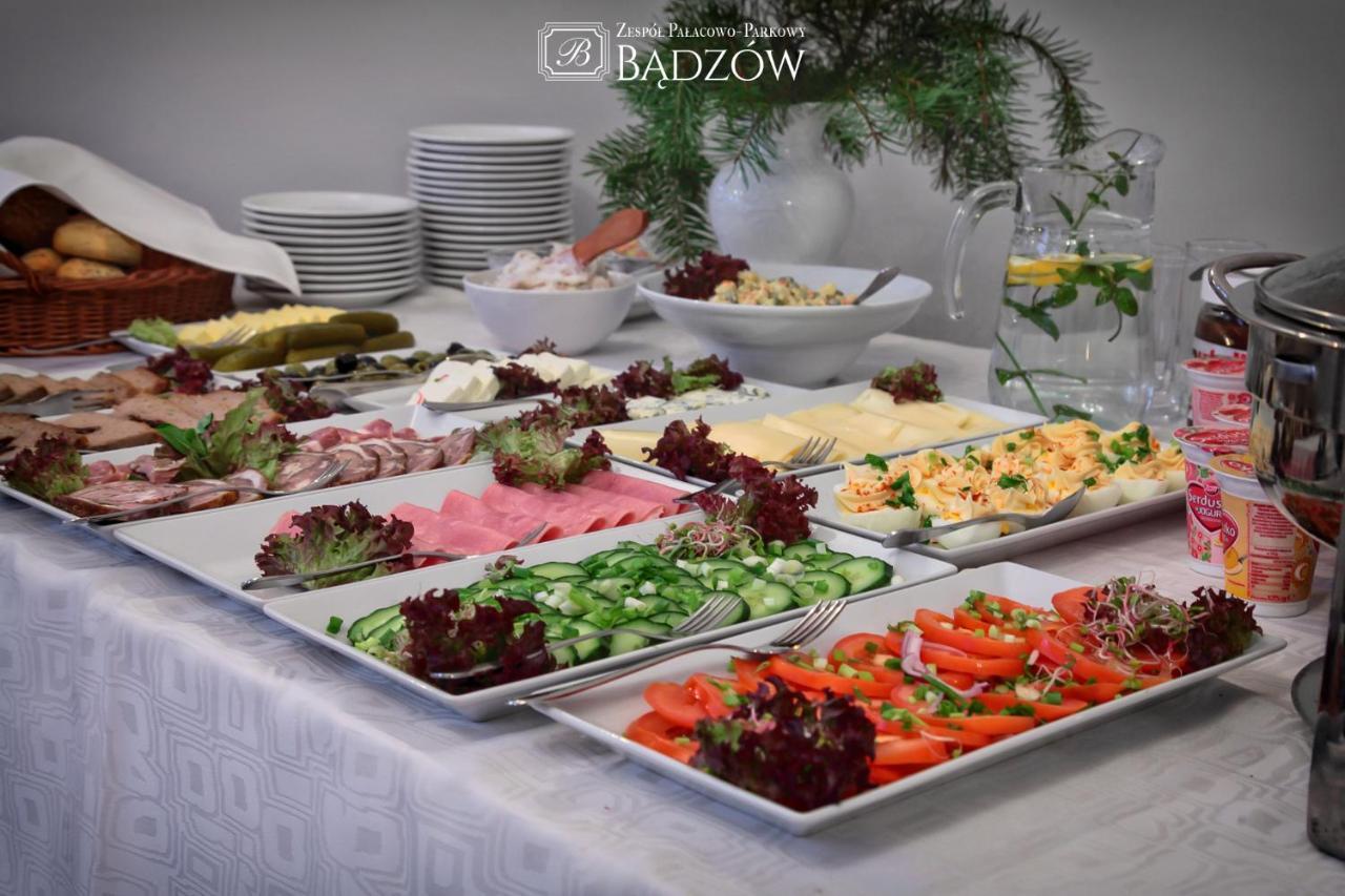 Zespol Palacowo-Parkowy Badzow Polkowice Exterior photo